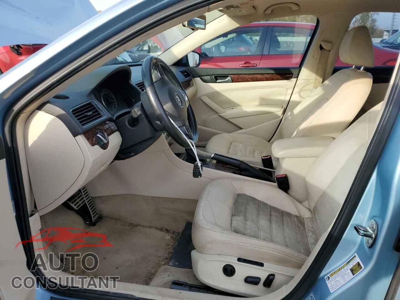 VOLKSWAGEN PASSAT 2012 - 1VWCN7A36CC033469