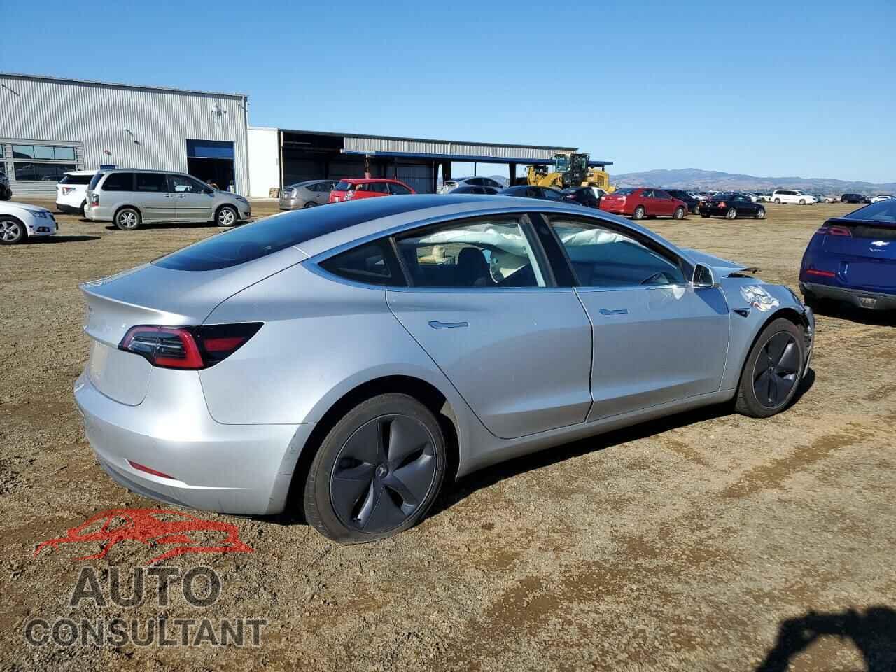 TESLA MODEL 3 2018 - 5YJ3E1EA3JF077292