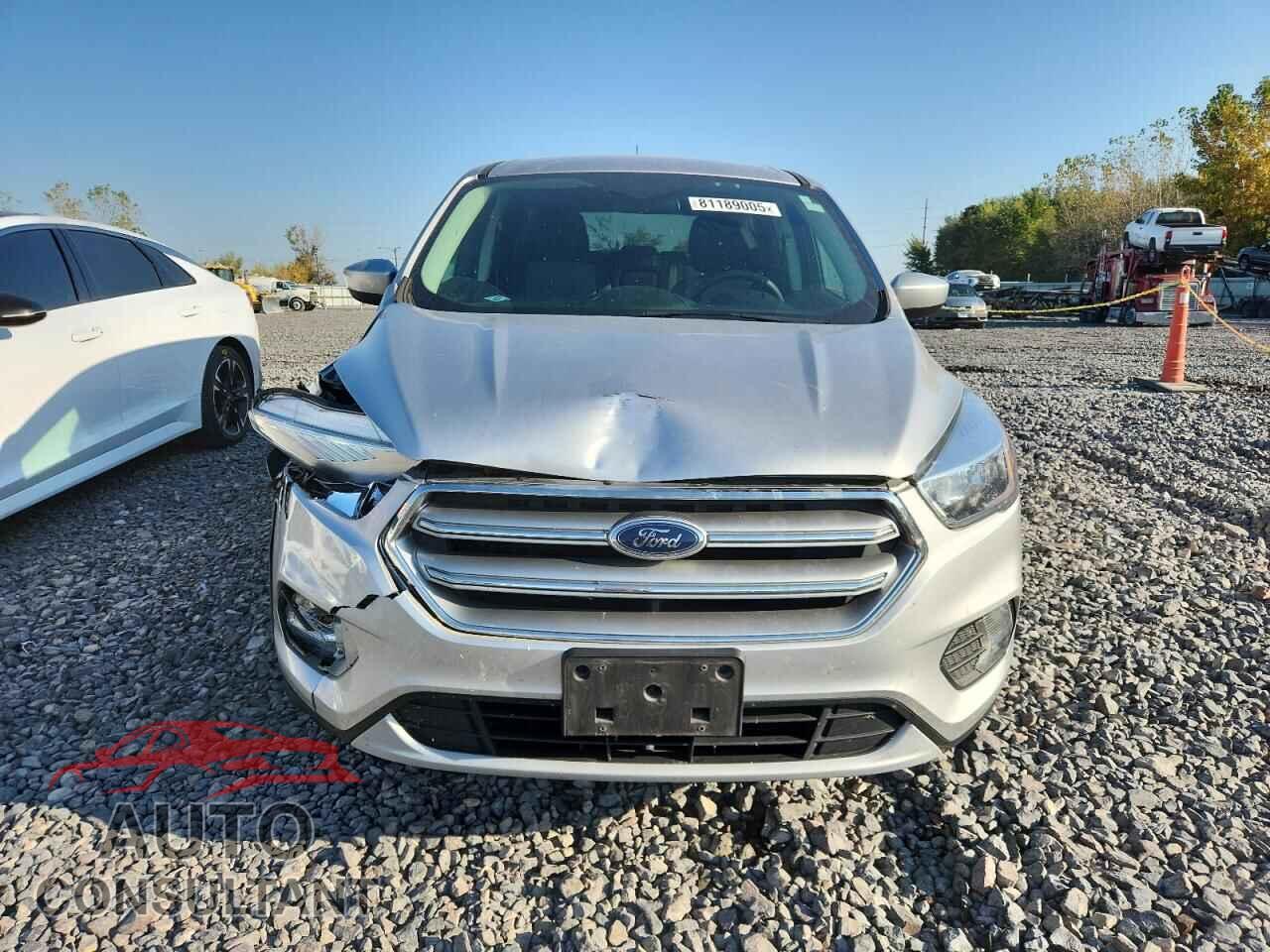 FORD ESCAPE 2017 - 1FMCU0GD2HUD49929