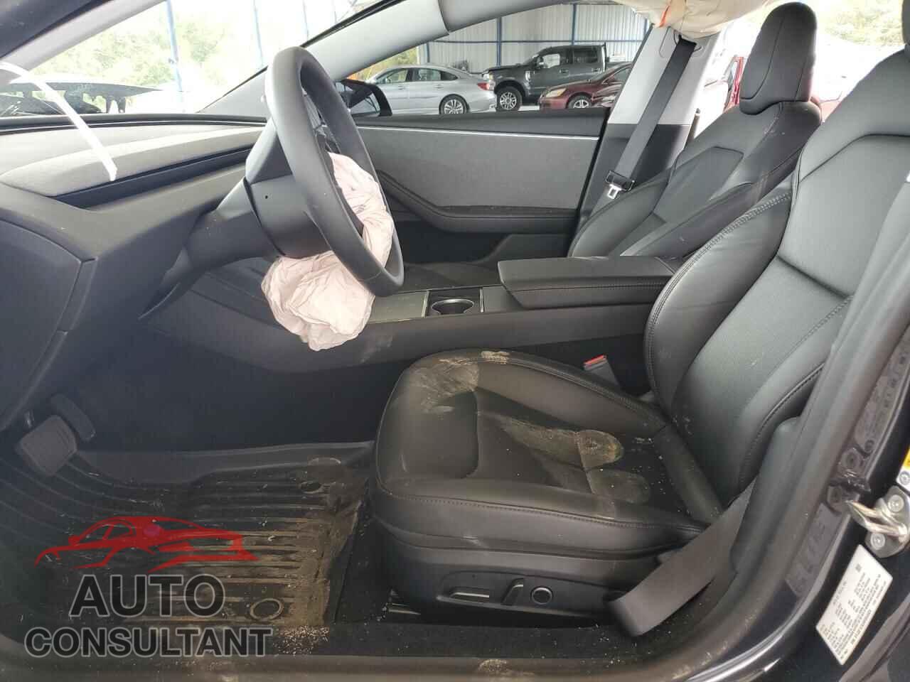 TESLA MODEL 3 2024 - 5YJ3E1EA5RF854924