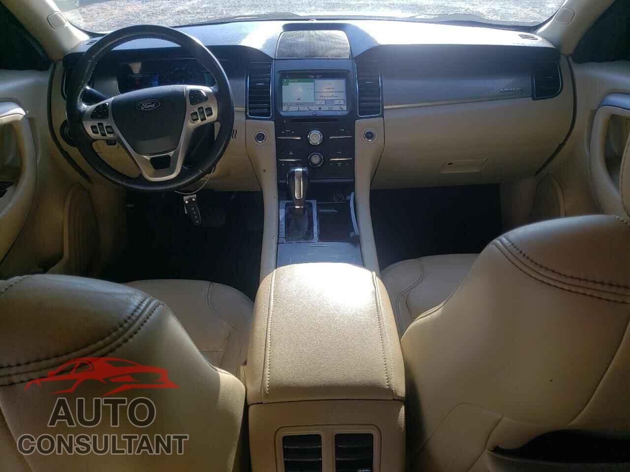 FORD TAURUS 2017 - 1FAHP2E81HG137482