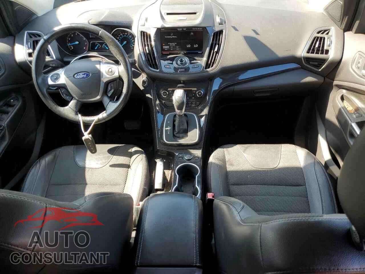 FORD ESCAPE 2013 - 1FMCU9J93DUA15895