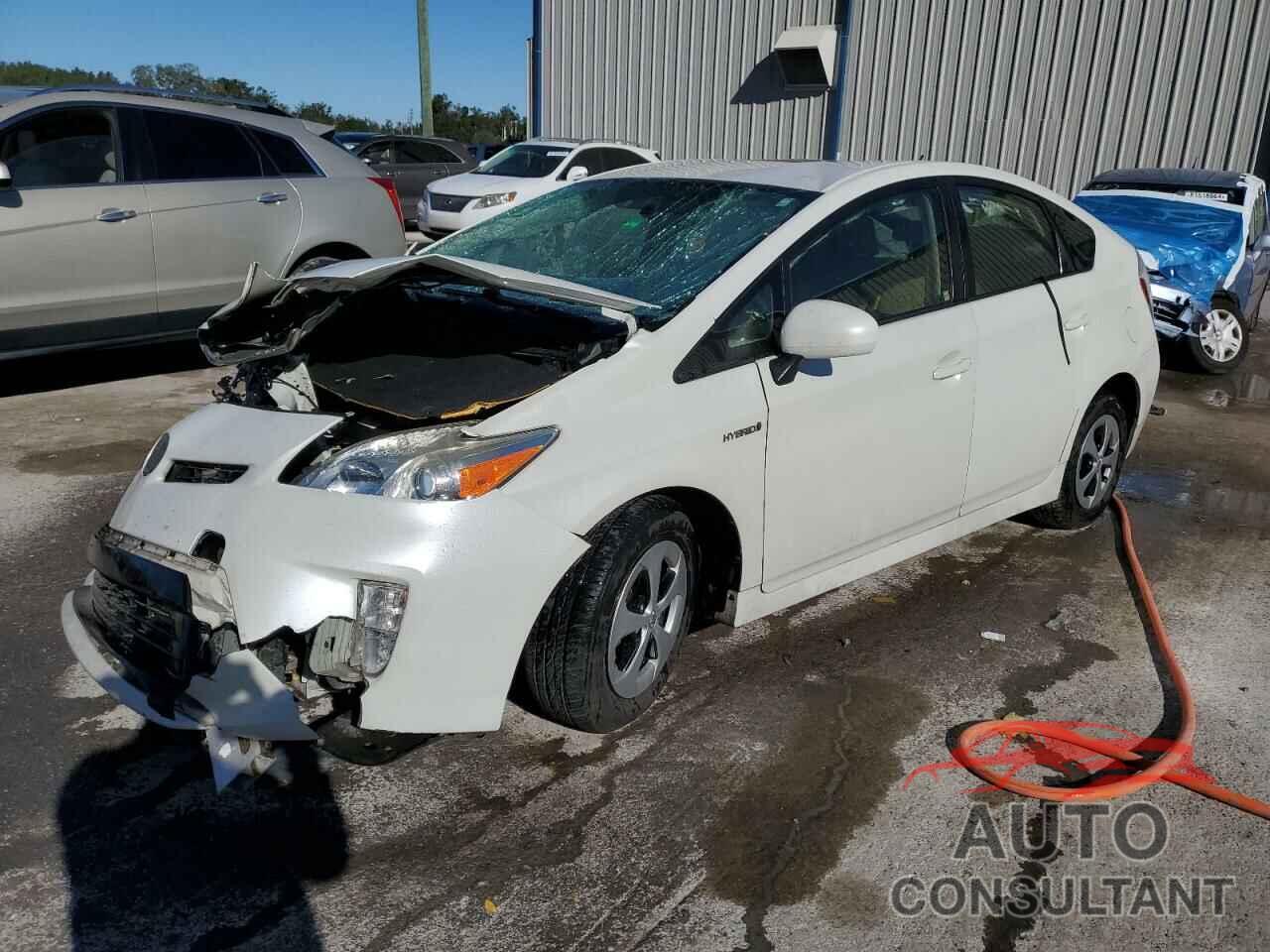 TOYOTA PRIUS 2015 - JTDKN3DU7F1960931