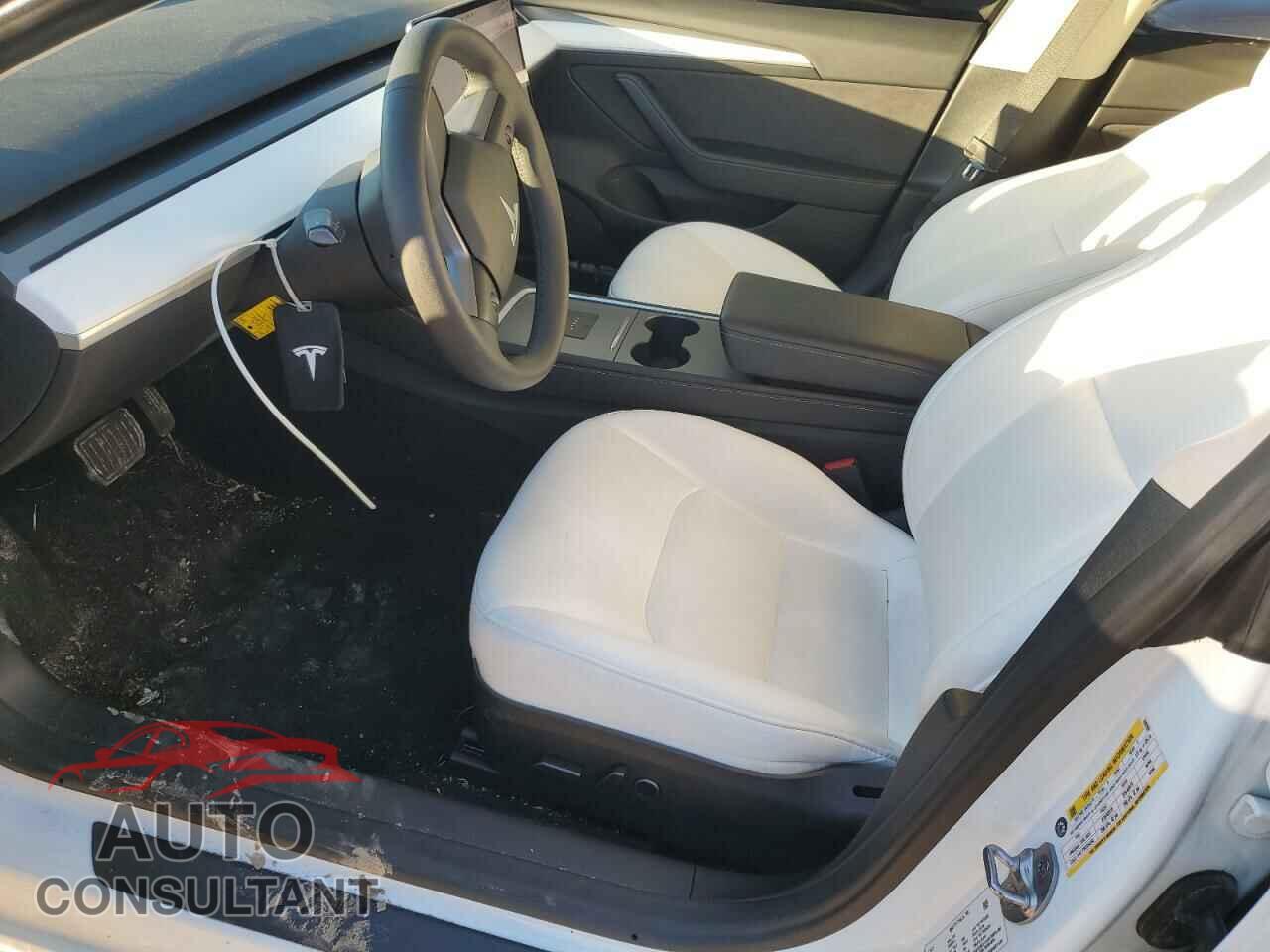 TESLA MODEL 3 2022 - 5YJ3E1EB5NF200590