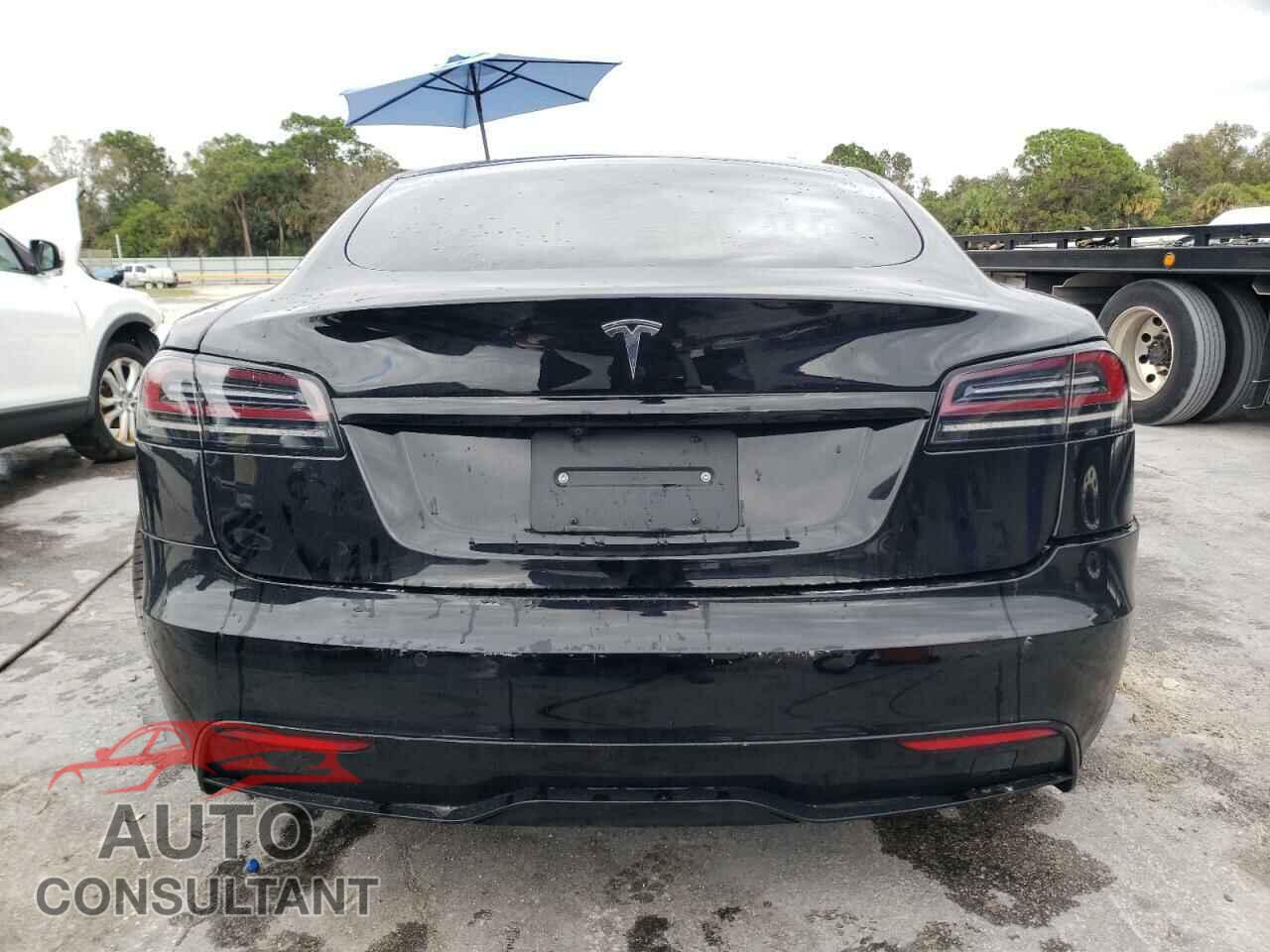 TESLA MODEL S 2022 - 5YJSA1E53NF488854