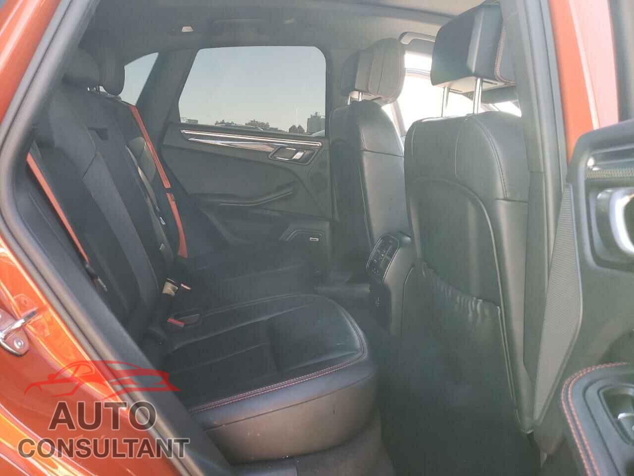 PORSCHE MACAN 2022 - WP1AA2A55NLB03412