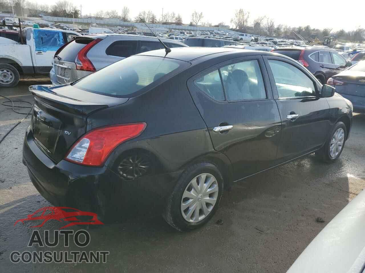 NISSAN VERSA 2019 - 3N1CN7AP3KL874323