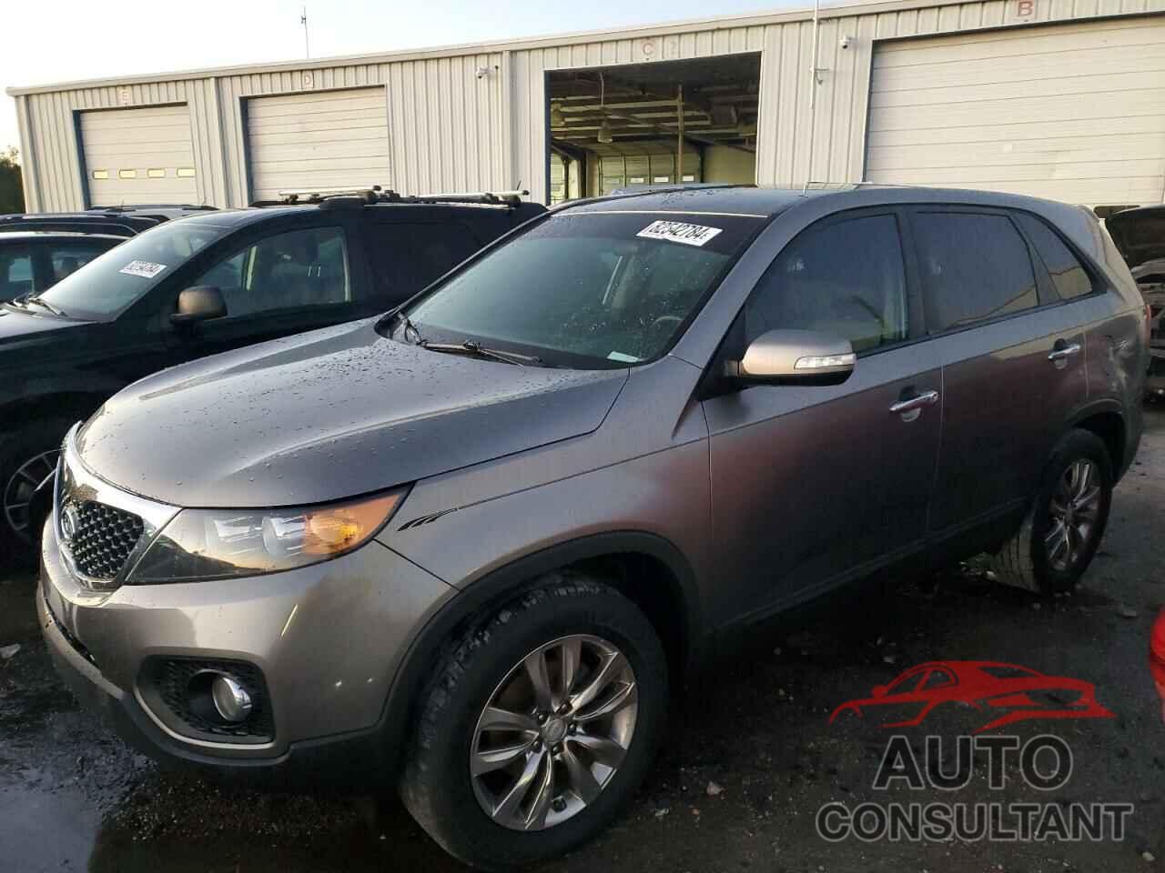 KIA SORENTO 2011 - 5XYKU4A22BG022275