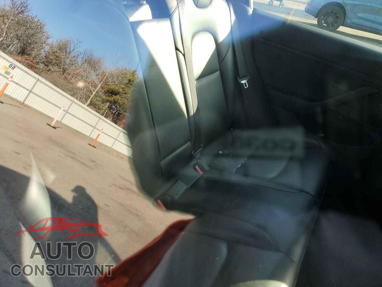 TESLA MODEL 3 2019 - 5YJ3E1EBXKF441301