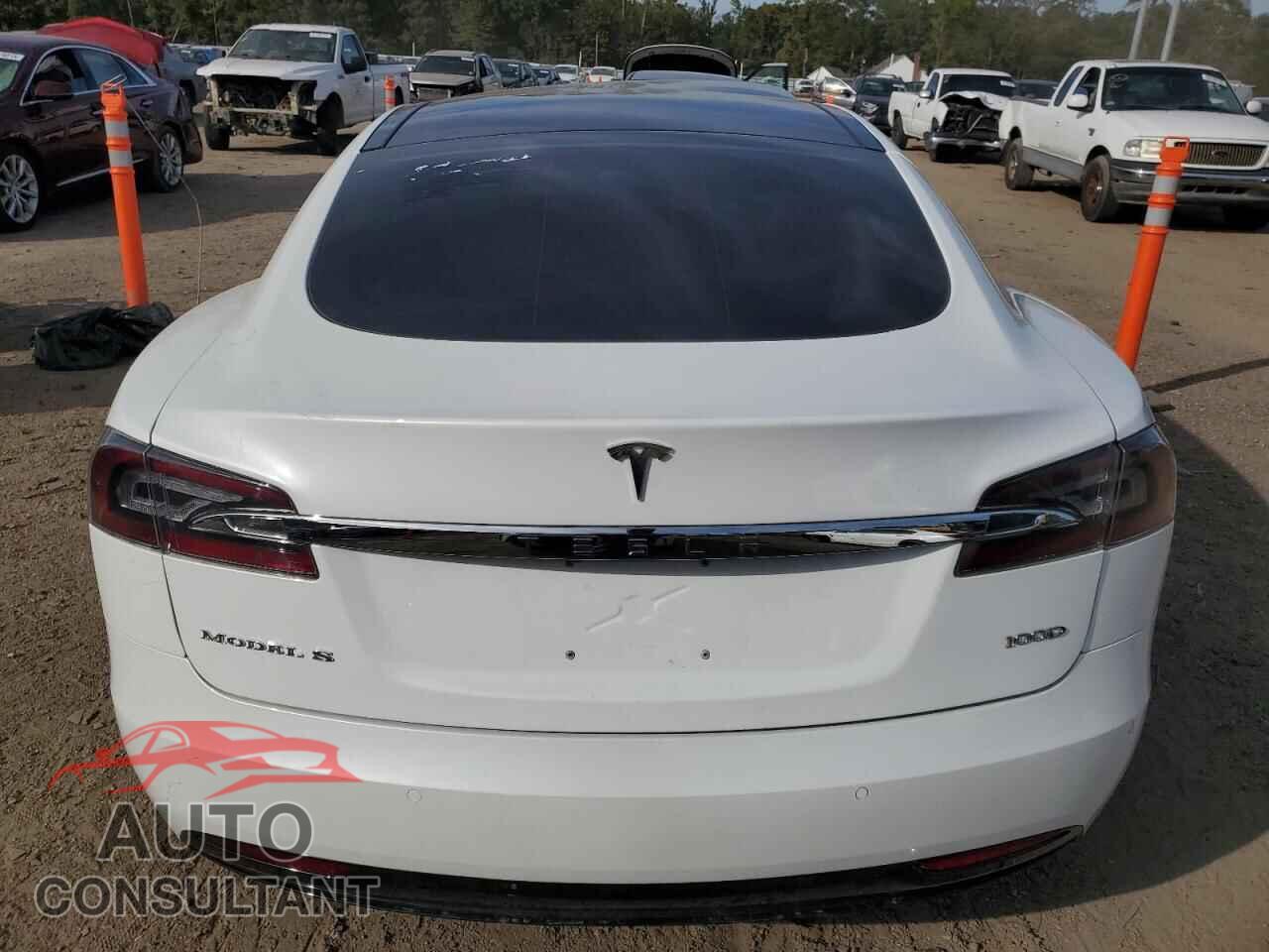 TESLA MODEL S 2018 - 5YJSA1E26JF247614