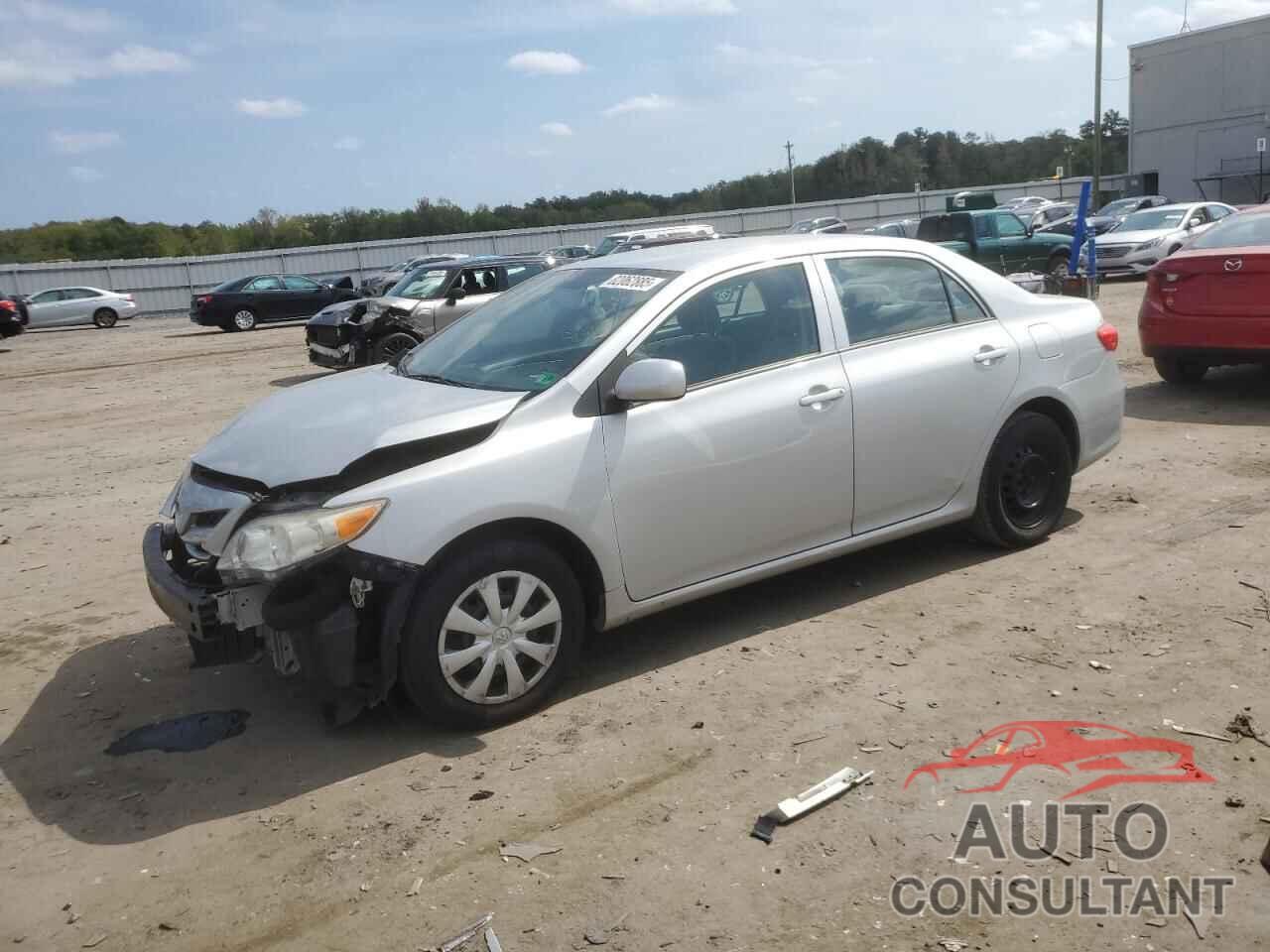 TOYOTA COROLLA 2013 - 2T1BU4EE7DC098075