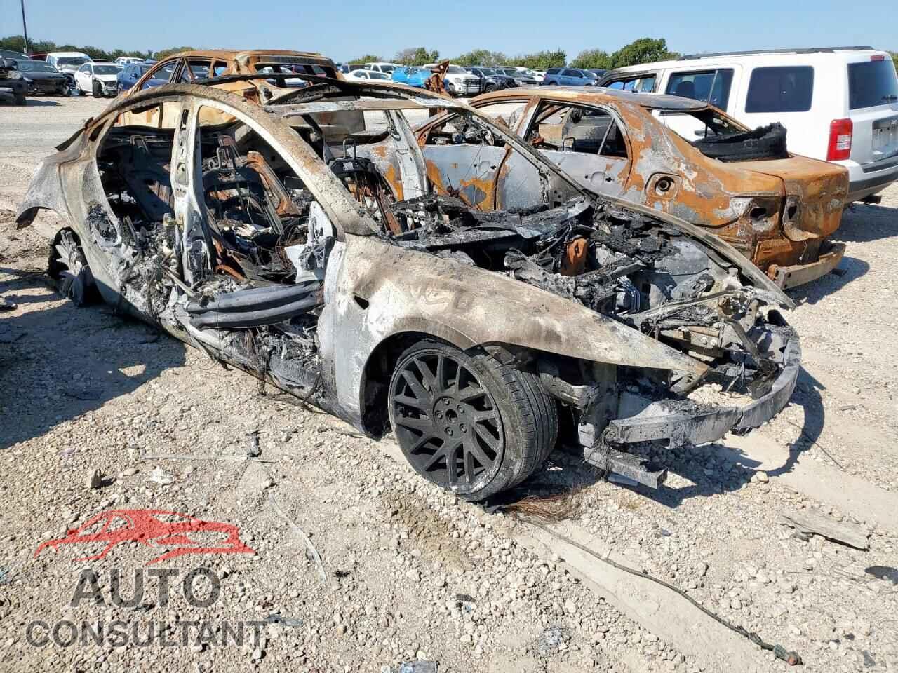 TESLA MODEL 3 2024 - 5YJ3E1EA1RF862020