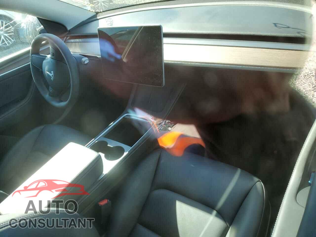 TESLA MODEL Y 2023 - 7SAYGDEE0PF782017