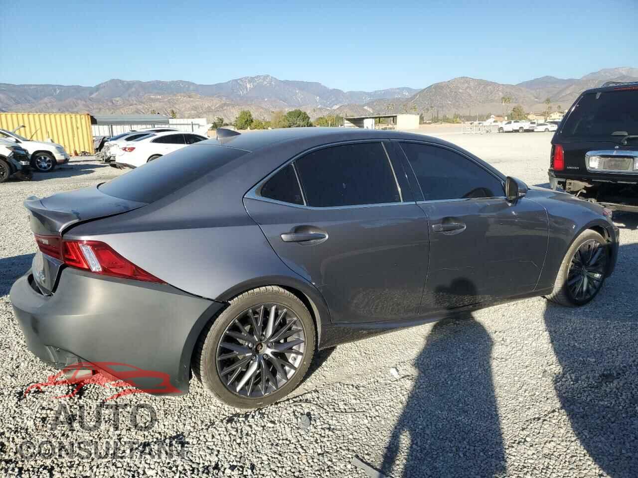 LEXUS IS 2015 - JTHBF1D20F5051727