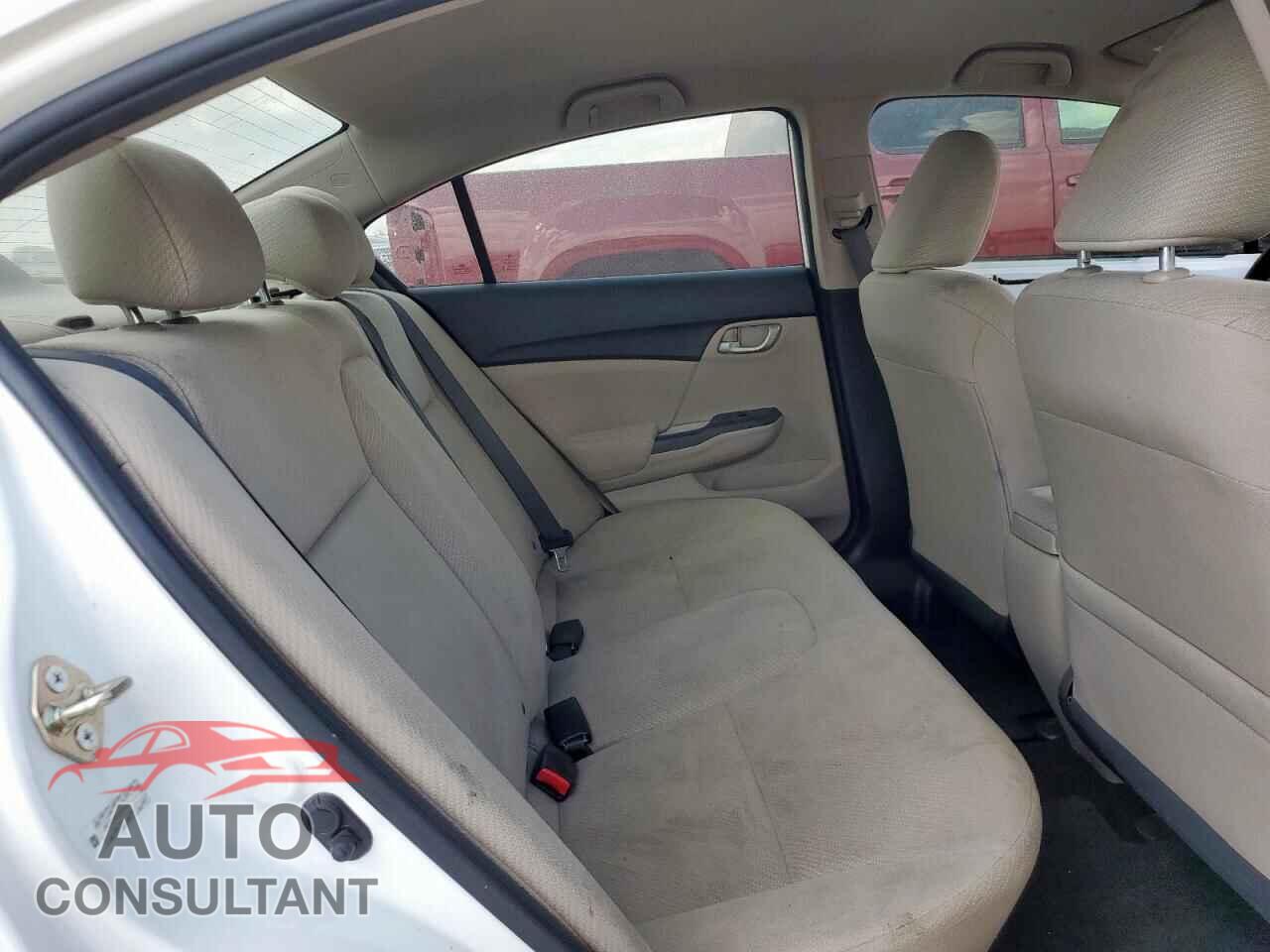 HONDA CIVIC 2013 - 2HGFB2F60DH575567