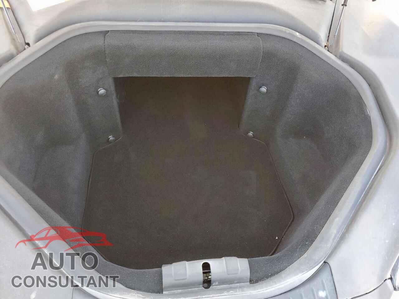 TESLA MODEL S 2013 - 5YJSA1CG8DFP20495