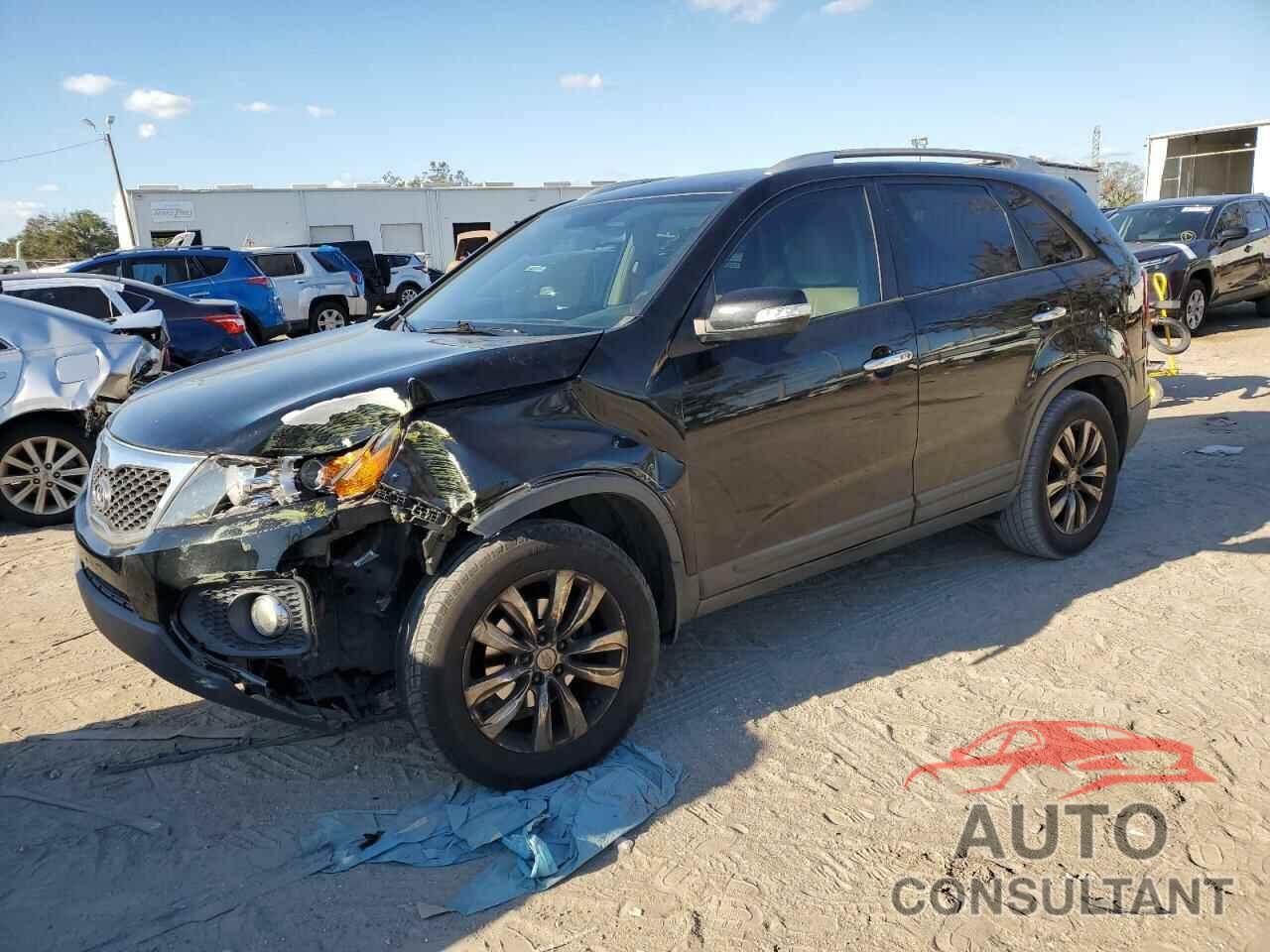 KIA SORENTO 2011 - 5XYKU4A26BG064643