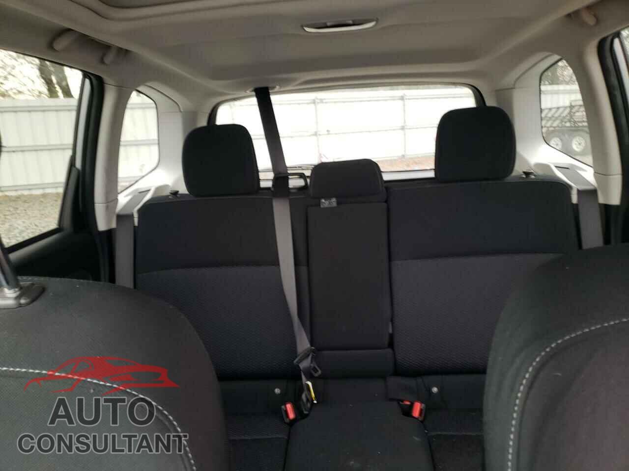 SUBARU FORESTER 2017 - JF2SJAEC9HH414200