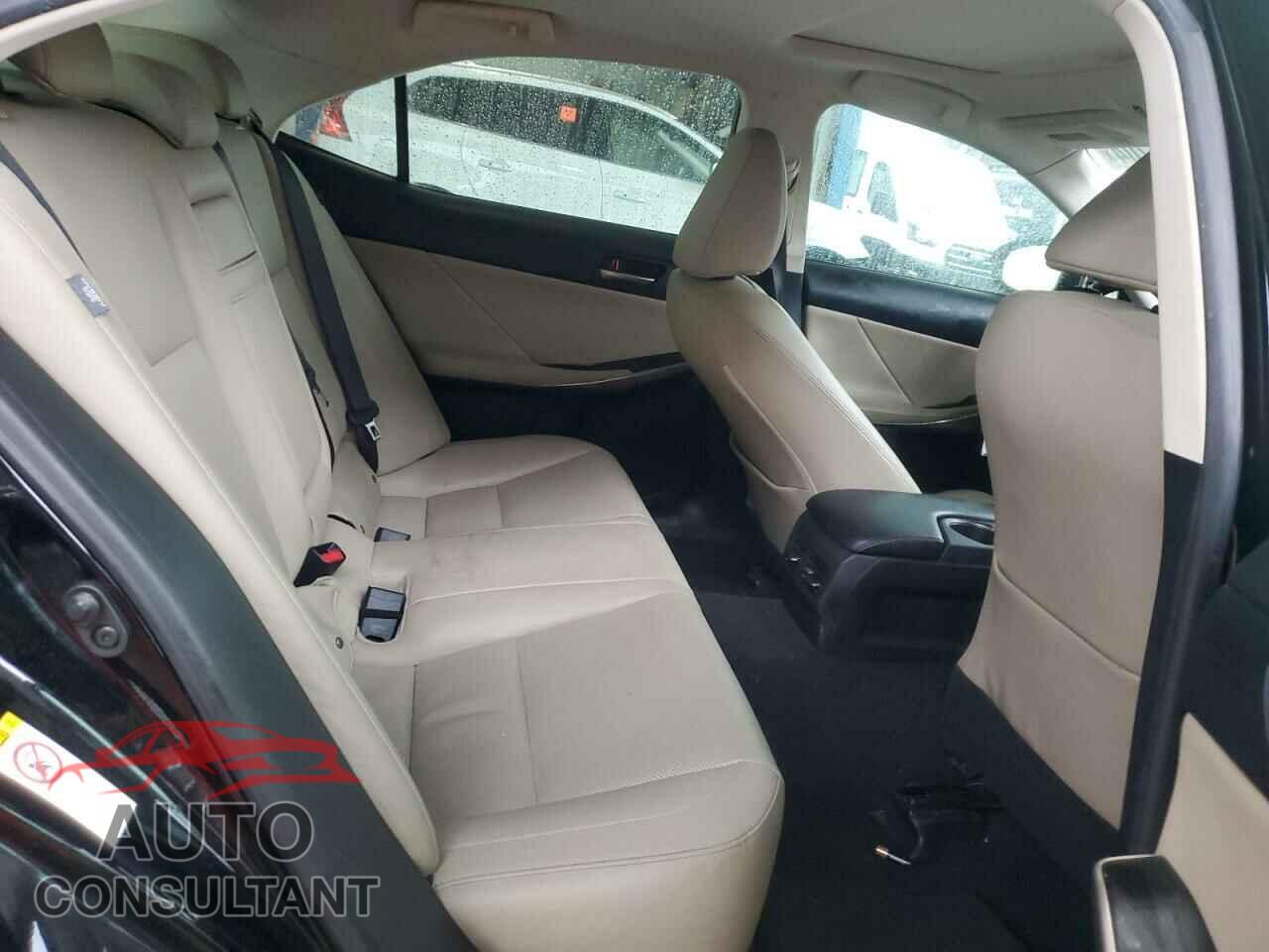 LEXUS IS 2017 - JTHBA1D26H5051393