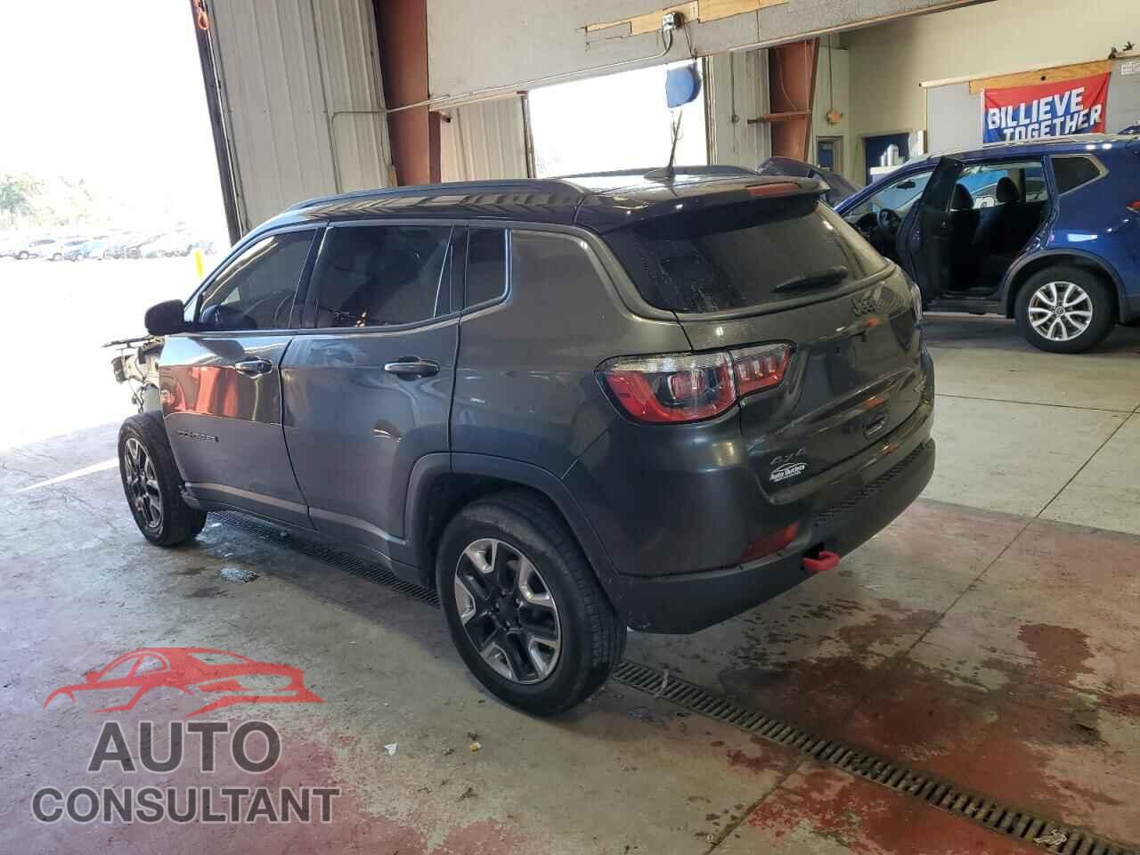 JEEP COMPASS 2018 - 3C4NJDDB9JT192318