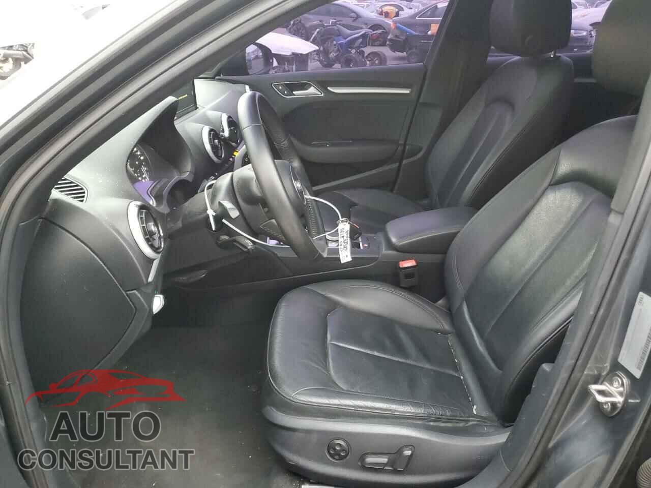 AUDI A3 2017 - WAUUPBFF2HA073300