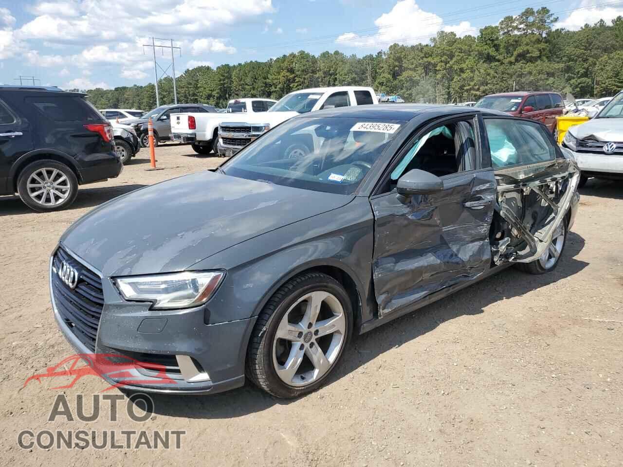 AUDI A3 2017 - WAUAUGFF4H1043322