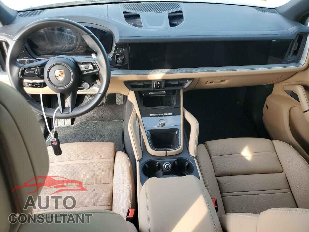 PORSCHE CAYENNE 2024 - WP1AA2AY9RDA07583