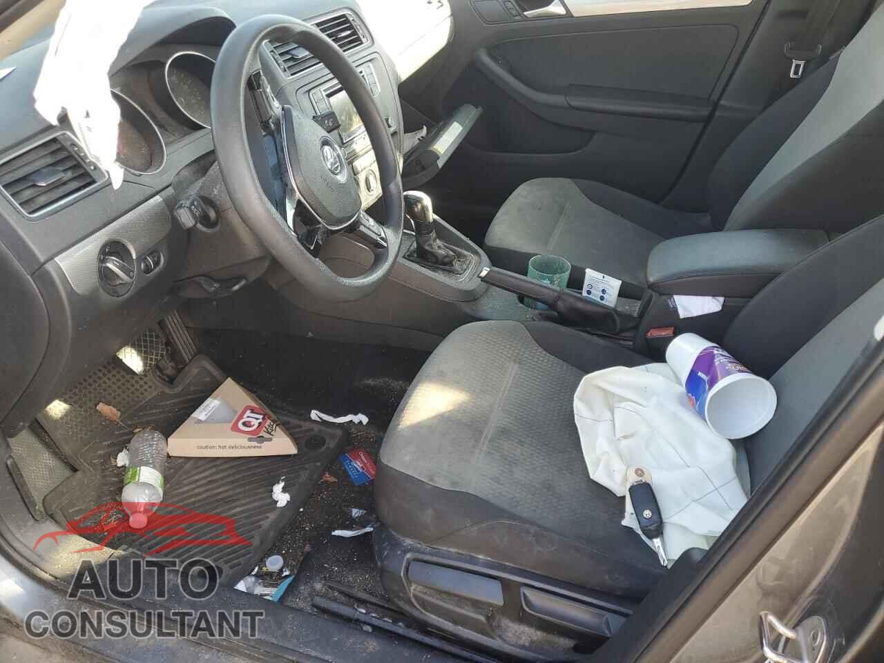 VOLKSWAGEN JETTA 2017 - 3VW2B7AJ4HM263116