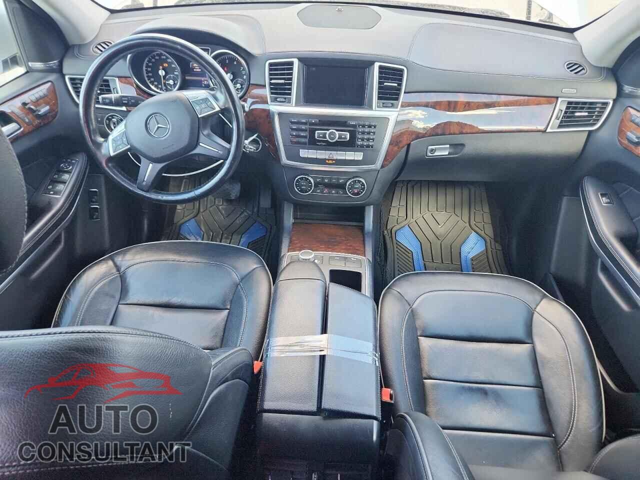 MERCEDES-BENZ GL-CLASS 2013 - 4JGDF7CE5DA221718