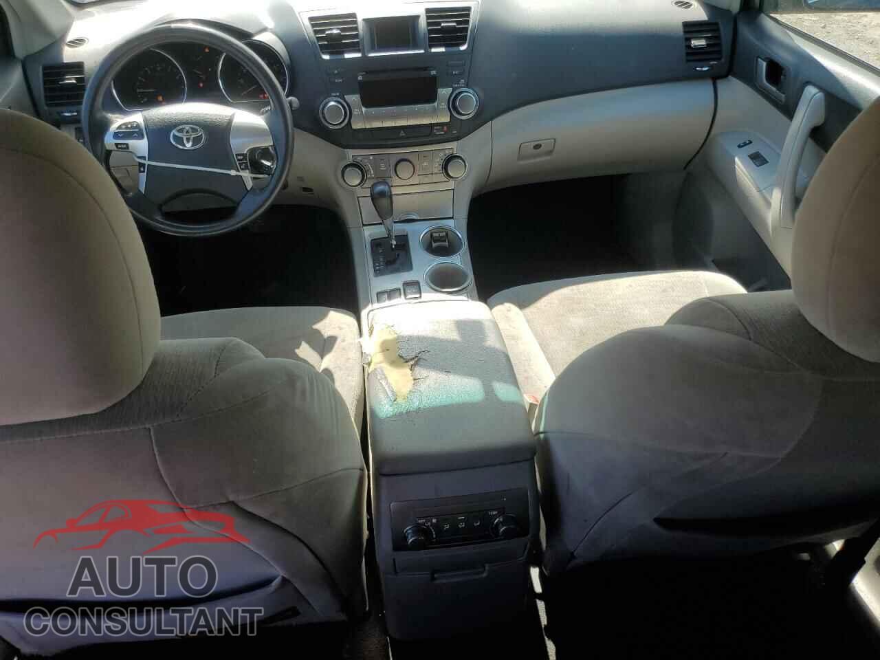 TOYOTA HIGHLANDER 2012 - 5TDBK3EH5CS113155