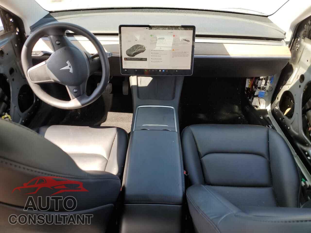 TESLA MODEL 3 2021 - 5YJ3E1EB2MF924624