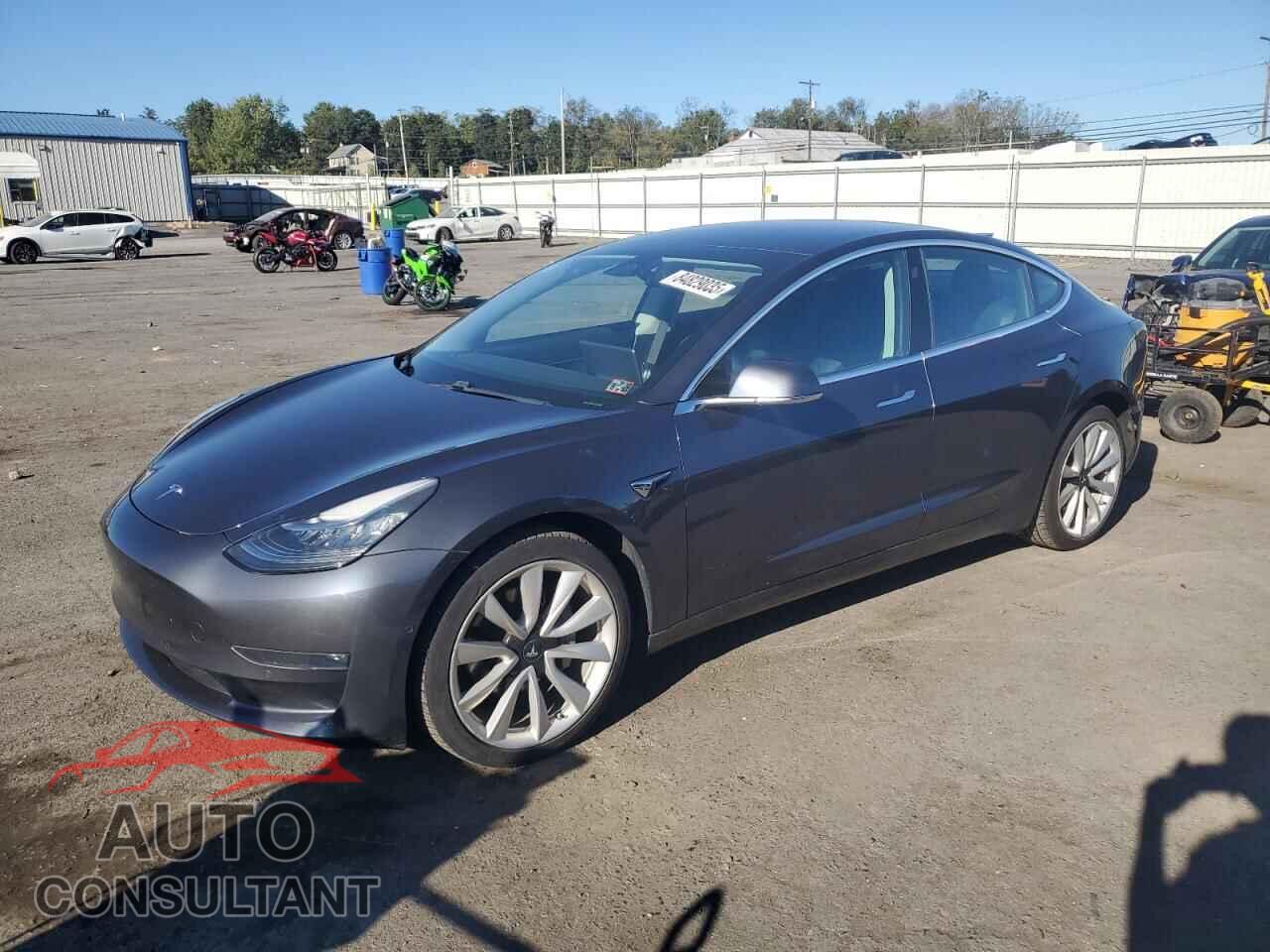 TESLA MODEL 3 2018 - 5YJ3E1EB6JF076999