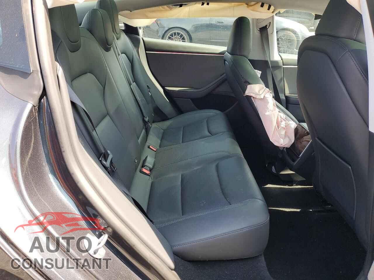 TESLA MODEL 3 2024 - 5YJ3E1EA2RF873334