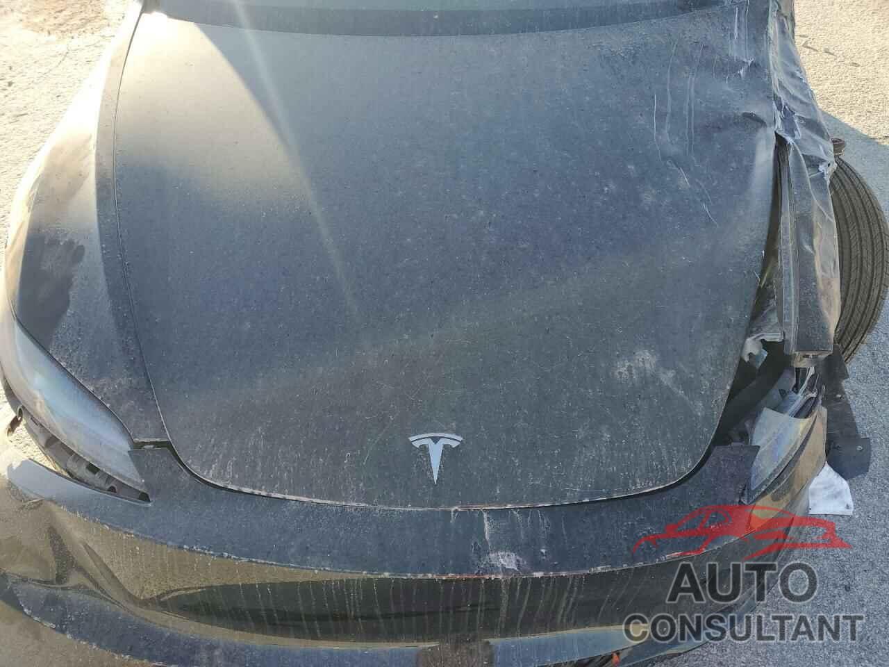 TESLA MODEL 3 2025 - 5YJ3E1EA8SF903961