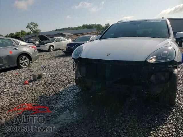 PORSCHE CAYENNE 2015 - WP1AF2A28FLA37480