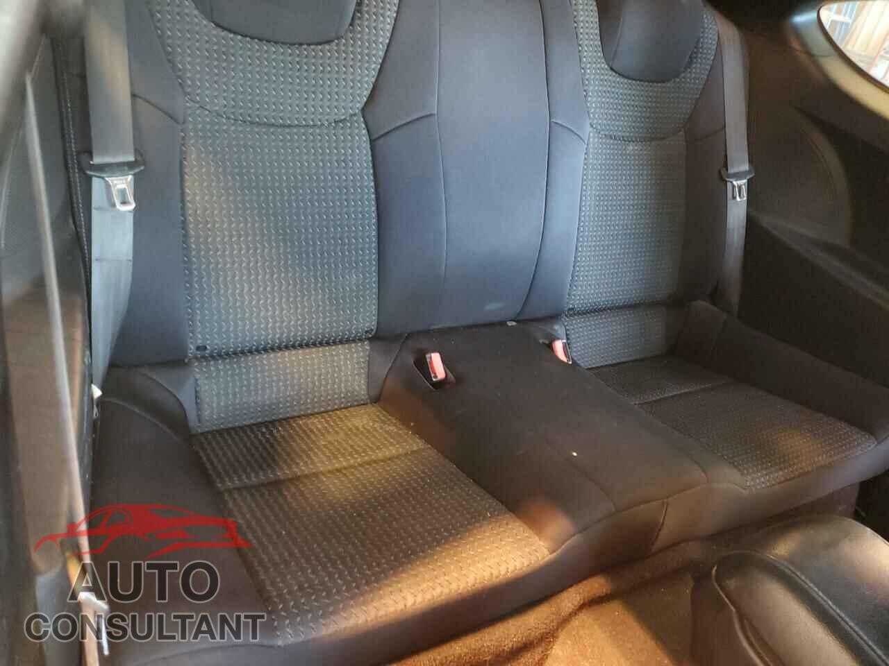 HYUNDAI GENESIS 2011 - KMHHT6KD4BU045480