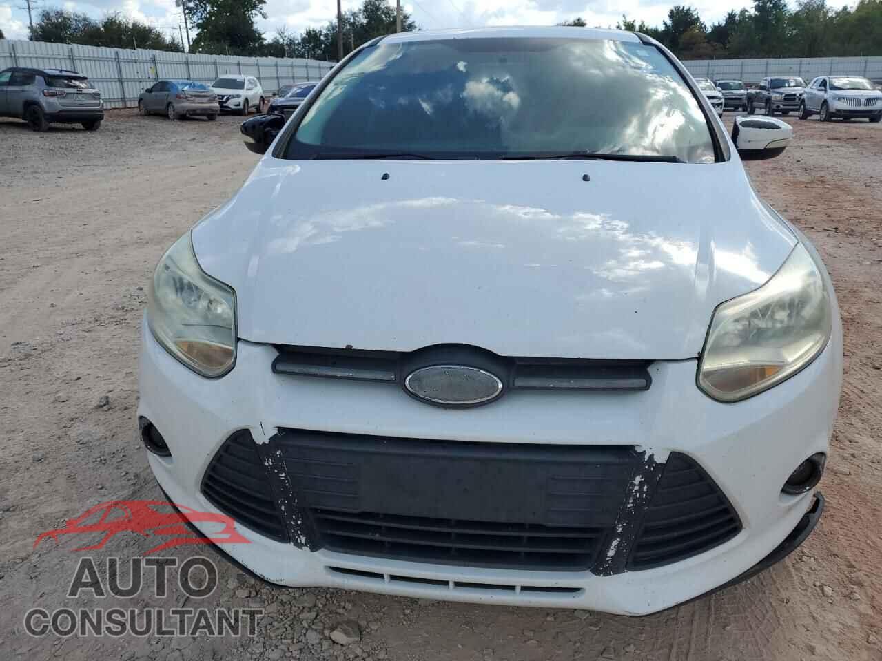 FORD FOCUS 2014 - 1FADP3F28EL163868