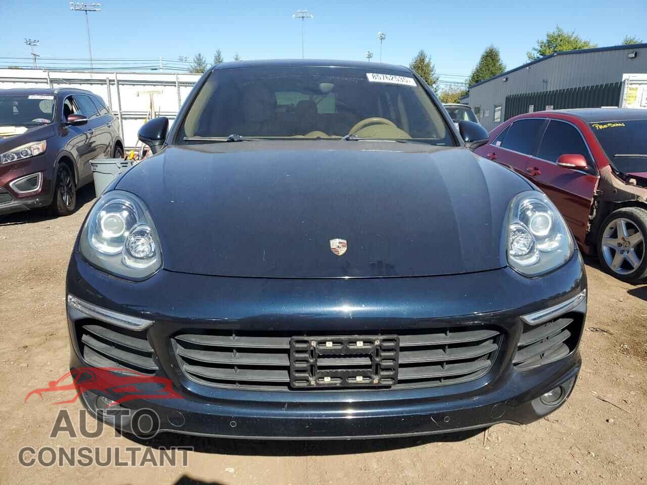PORSCHE CAYENNE 2017 - WP1AA2A29HKA89580