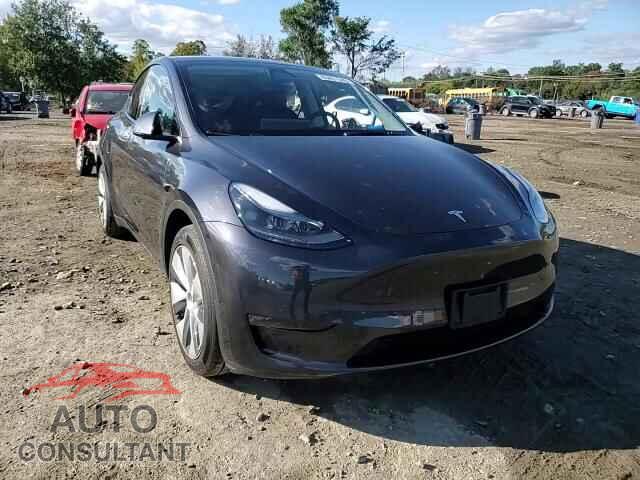 TESLA MODEL Y 2024 - 7SAYGDEE8RA228871