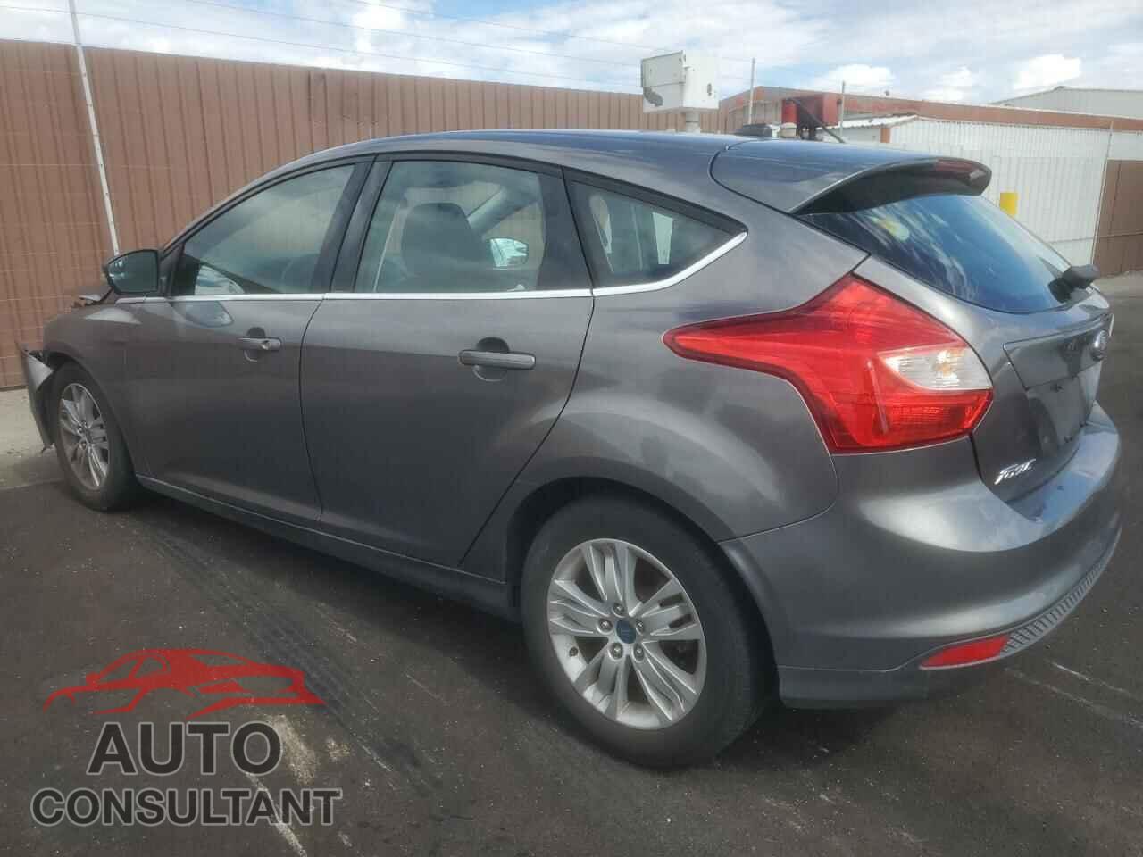 FORD FOCUS 2012 - 1FAHP3M20CL403657
