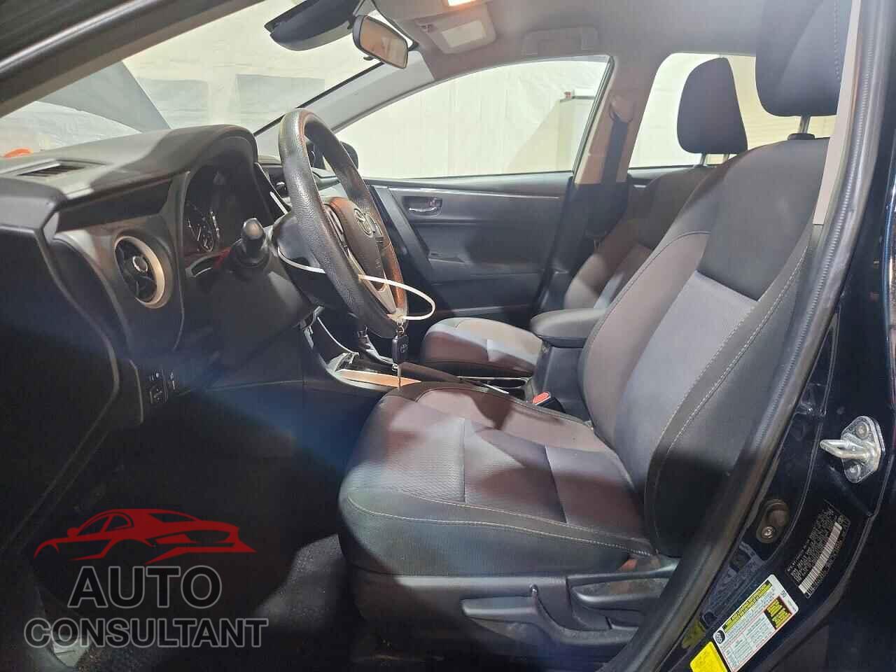 TOYOTA COROLLA 2017 - 2T1BURHE1HC842946