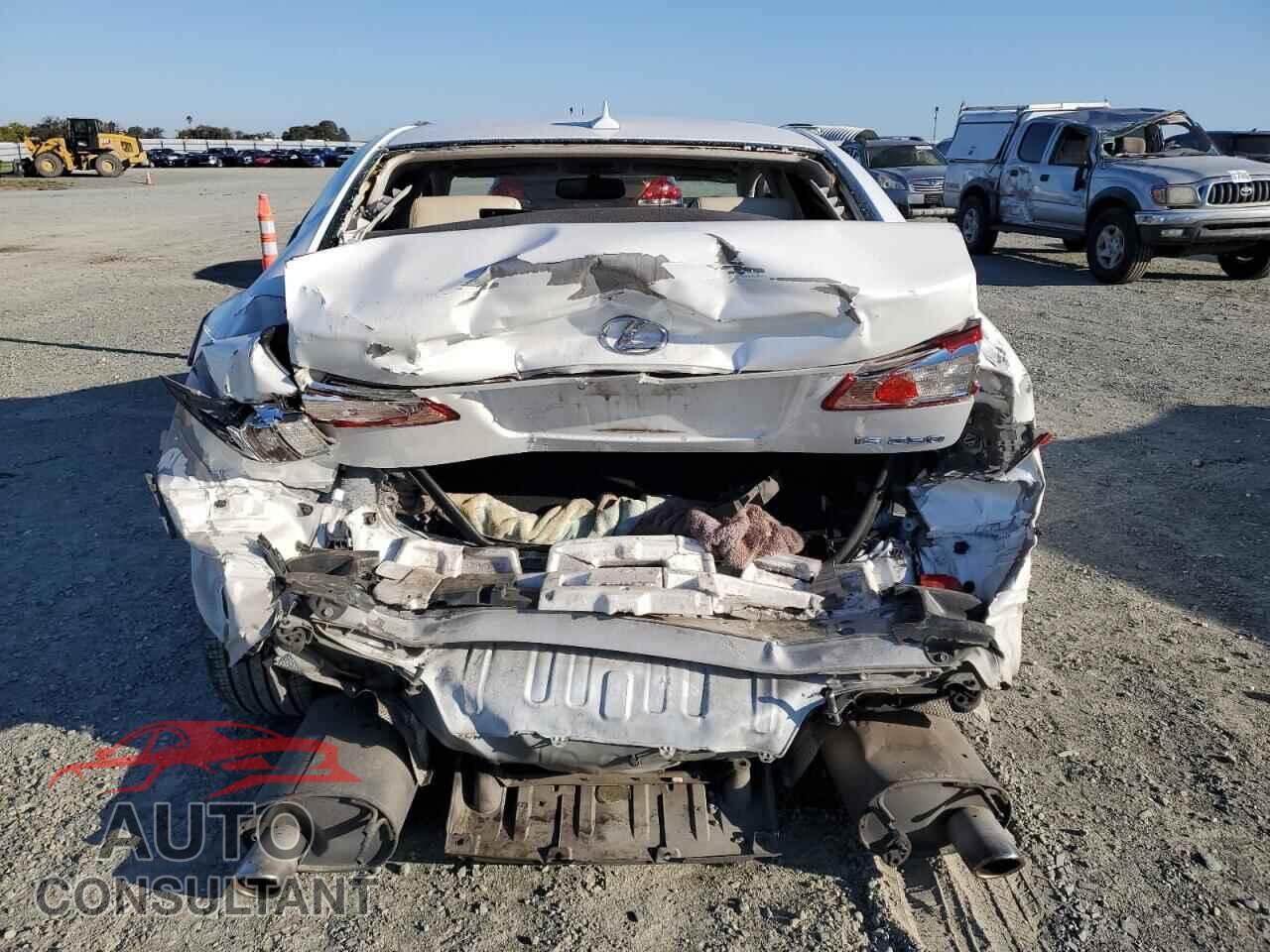 LEXUS IS 2013 - JTHBF5C21D5192635