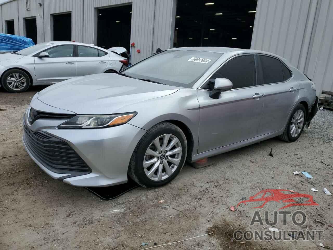 TOYOTA CAMRY 2019 - 4T1B11HK0KU234597