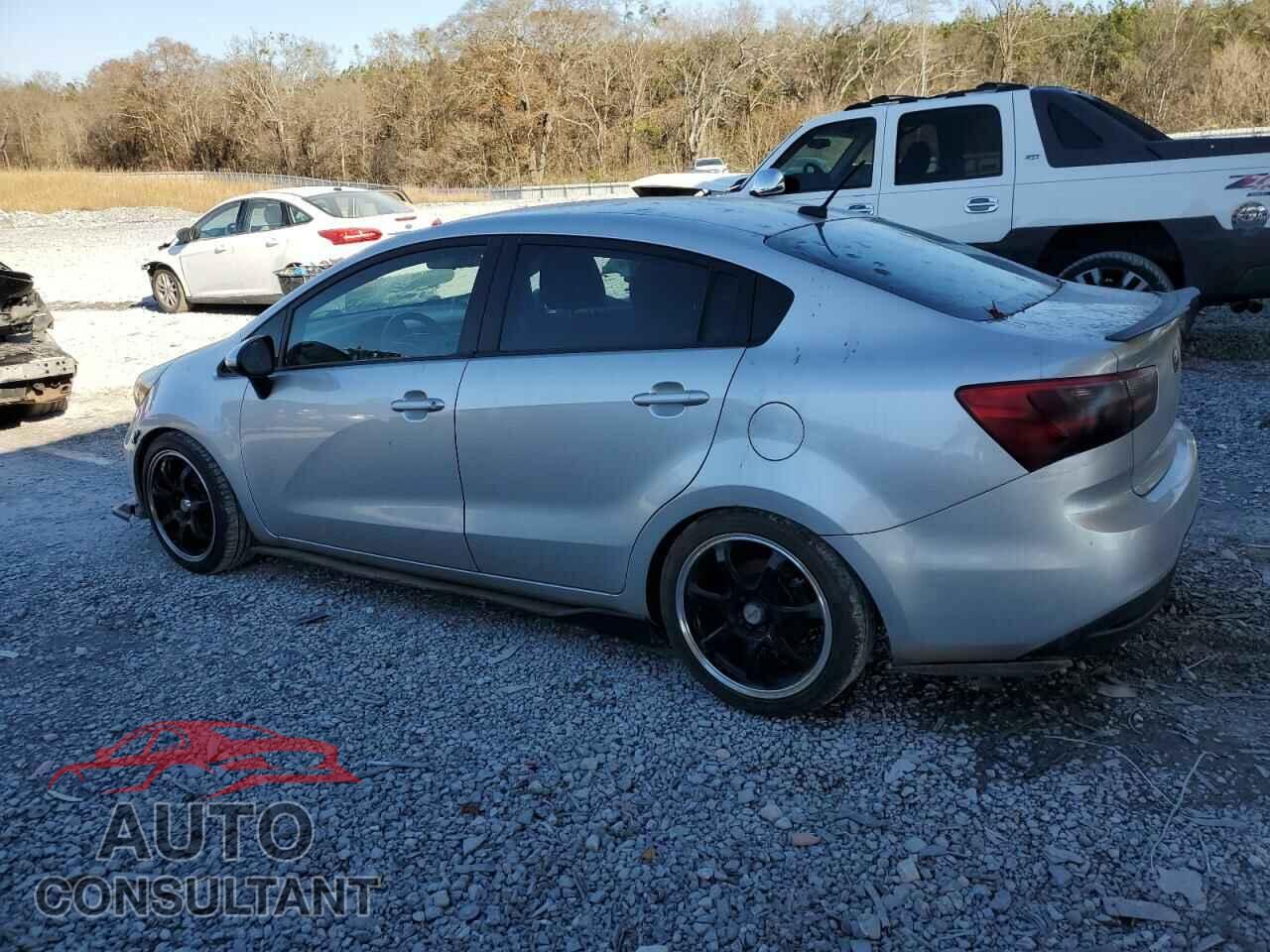 KIA RIO 2012 - KNADM4A31C6077934