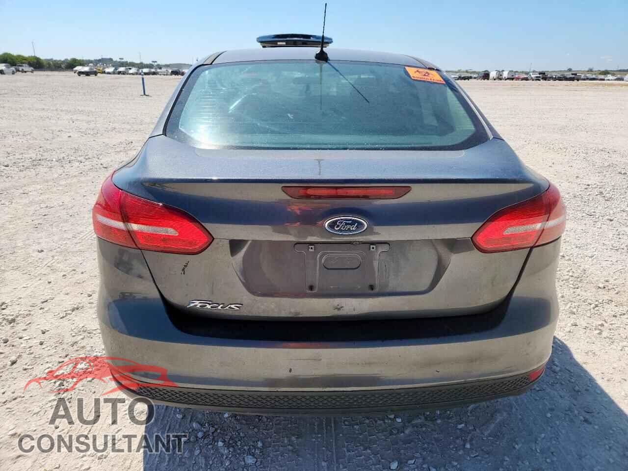 FORD FOCUS 2018 - 1FADP3E20JL321521