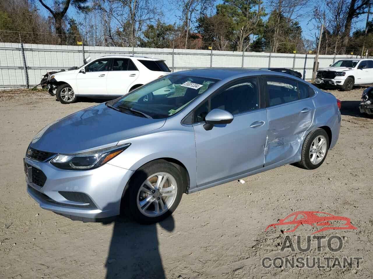 CHEVROLET CRUZE 2017 - 1G1BE5SM1H7164389