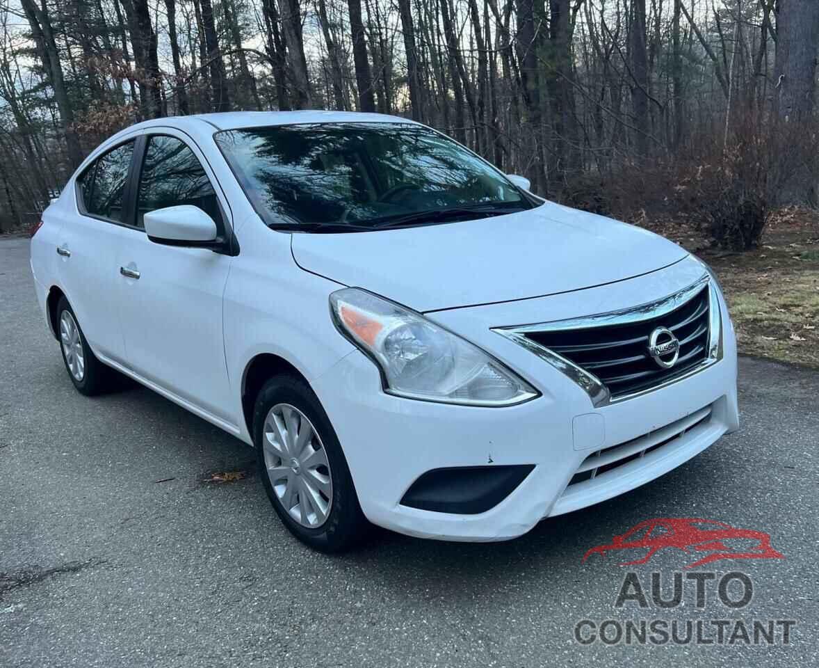 NISSAN VERSA 2019 - 3N1CN7APXKL865621