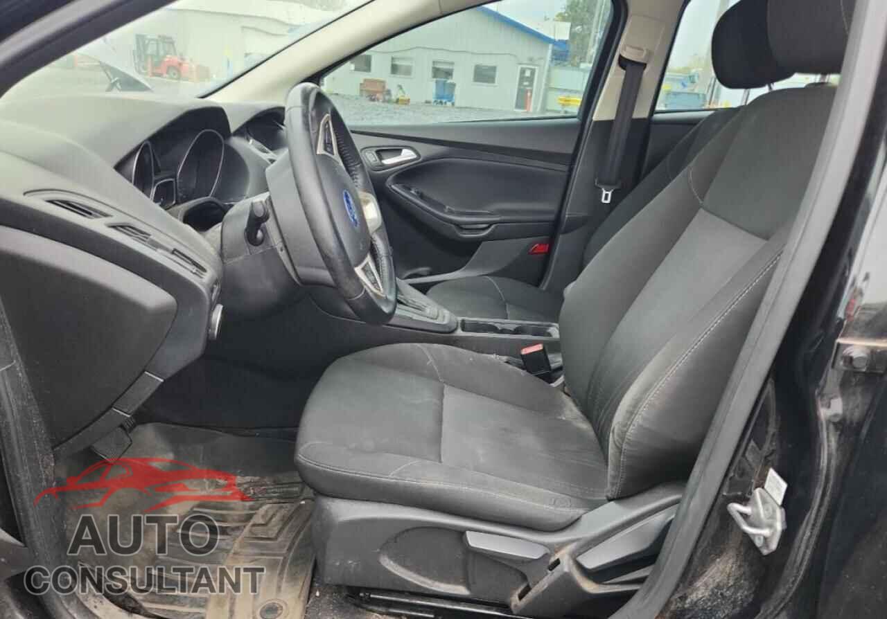 FORD FOCUS 2015 - 1FADP3F21FL380194