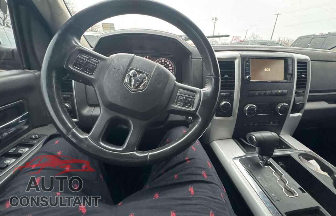 DODGE RAM 1500 2012 - 1C6RD7HT1CS277310
