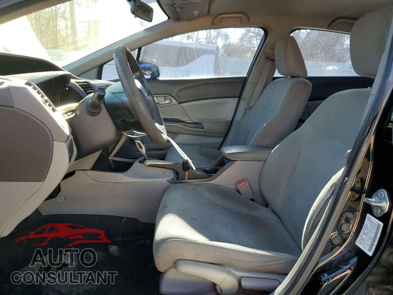 HONDA CIVIC 2012 - 2HGFB2F55CH590068